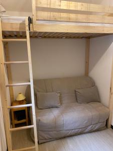 Appartements Laveissiere : photos des chambres