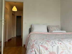 Cozy Corner near Paris La Defense Grande Arche