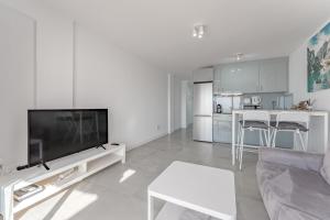 Ocean view apartments in Park Royal I