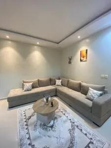 شـقـة انيقة بغـرفـتـيـن - Al Ḩazm