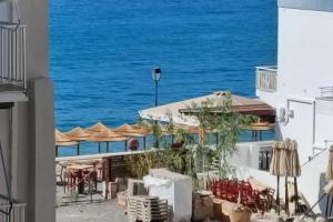 Loutraki sea view apartment