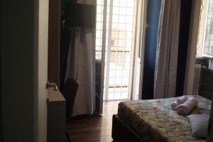 Budget Single Room room in Houspitality Flowers B&B