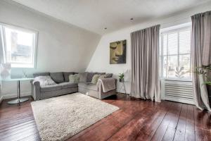 GuestReady - Modern 2BR Home on the Royal Mile!