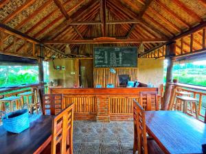 Gempinis Coffee Shop and Villa