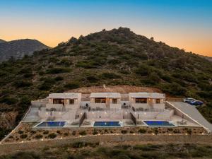 Brikis Villa 2 - With Private Pool