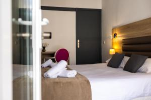 Hotels Hotel & Restaurant Perla Riviera : photos des chambres