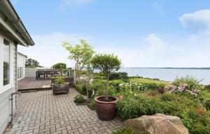 Gorgeous Home In Ølsted With Kitchen