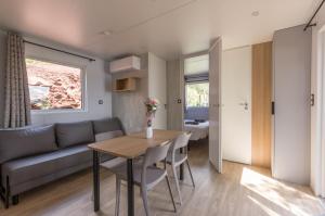 Campings Camping le Mas de Riri : photos des chambres