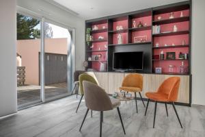 Maisons de vacances Maison pour 4 avec jardin a 1km de la plage : photos des chambres
