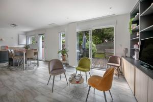 Maisons de vacances Maison pour 4 avec jardin a 1km de la plage : photos des chambres