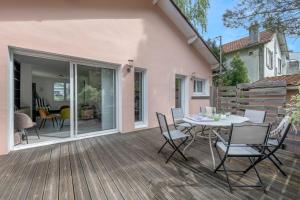 Maisons de vacances Maison pour 4 avec jardin a 1km de la plage : photos des chambres