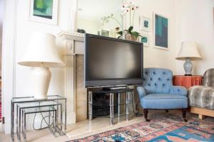 GuestReady - Classic Charm near Holyrood Park