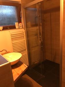 Willkommen im Casa Felice, der Wohlfühl Oase mit Balkon, 4 Betten und Homeoffice Platz