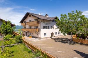 Residence 1963 - Apartments