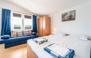 Lovely Apartment In Krusevo With Wifi 