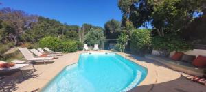 Le Repaire de la Cadière à 5mn des plages !