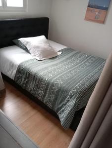 Campings Mobil home 6 pers - camping Les Arbouses - clim terrasse plancha : photos des chambres