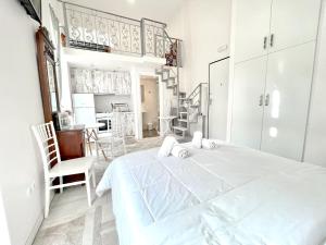 Xenias Rooms Apartments