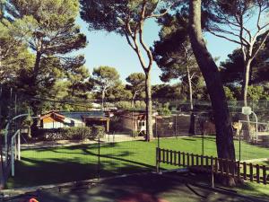 Campings Mobil home 6 pers - camping Les Arbouses - clim terrasse plancha : photos des chambres