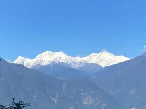 Mountain Buddies - 佩林