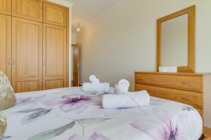 Sunset Horizon by Atlantic Holiday