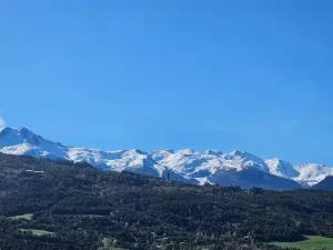 Appartement à 5min du centre ville d'Embrun - 埃姆布能