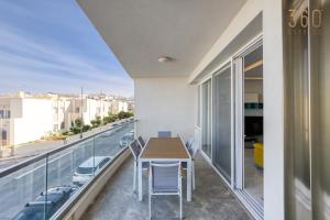 Stunning 3BR home just off the promenade by 360 Estates - 4hvězdičkové hotely ve městě Marsaskala