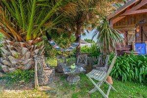 Chalets Chalet avec jardin vue mer 100m : photos des chambres