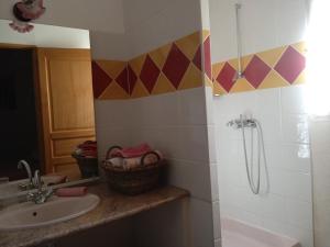 B&B / Chambres d'hotes Le Mas des Baux : Suite (3-5 Adultes)