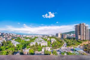 HB apartments University II