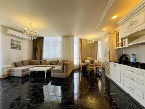 Квартира люкс с видом на море и горы