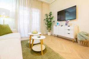 rentafive - Nuevo - Ascensor - Junto a la Playa