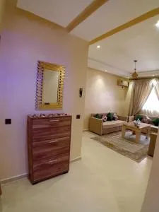 Beautiful Apartment Near Airport - Bou-Okkaz