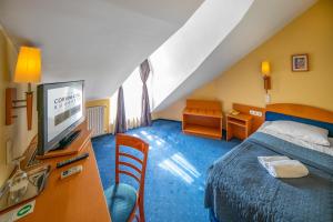 Single Room room in Corvin Hotel Budapest Sissi Wing