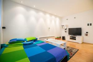 eazZynight Center Apartment 