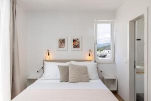 Apartments Sandra Solitudo I