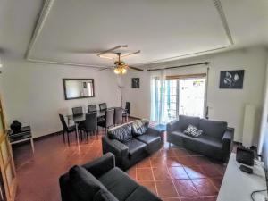 Large Duplex Apartment Pool View