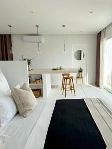 Sol MELBA Boutique Studios - Maslinica