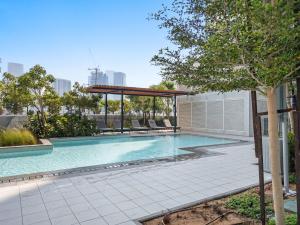 Silkhaus Vacation Homes Modern Studio with Private Beach