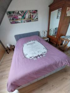 Sejours chez l'habitant Un ptit coin de paradis chez JF et Daisy a Plouescat : Chambre Double - Vue sur Jardin