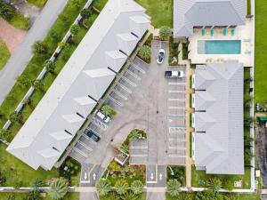 Biscayne Park Villas 15400