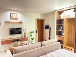 Luxury Studio House 1200-4