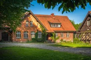 Dom Gościnny Stara Szkoła - 栋布鲁夫诺