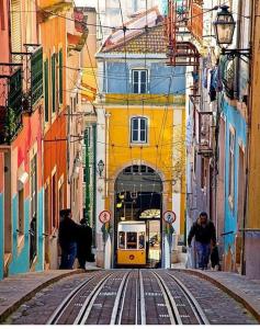 Charming terrace flat center and trendy location