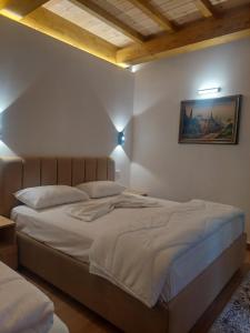 Guesthouse Alberti Llogara