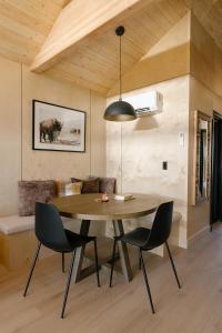 yellowstone peaks hotel