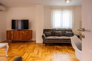 Children Dream Medulin