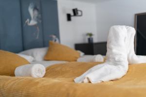 Old Town Chic Studio with Mezzanine by BookingHost