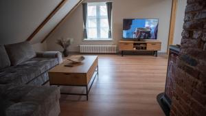 Mansard Apartment in Saddlers House