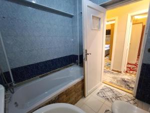 شقه مفروشه للايجار متفرع من أحمد فخري